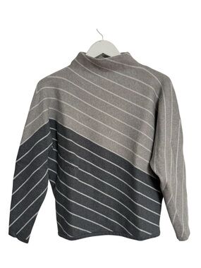 Tahari Mockneck Sweater Grey Diagonal Stripes Modern Grey Colorblock Size Small